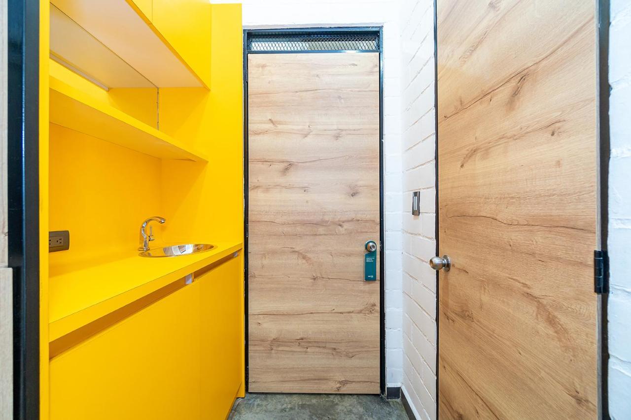 Ayenda Living Box Hotel Cali Exterior foto