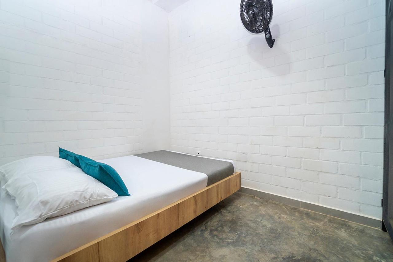 Ayenda Living Box Hotel Cali Exterior foto